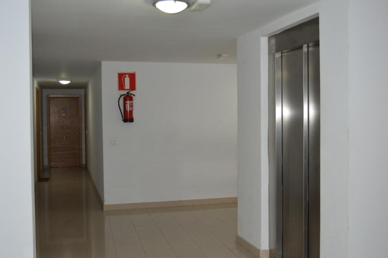 Bright, Modern Apartment In The Heart Of Arrecife Екстер'єр фото